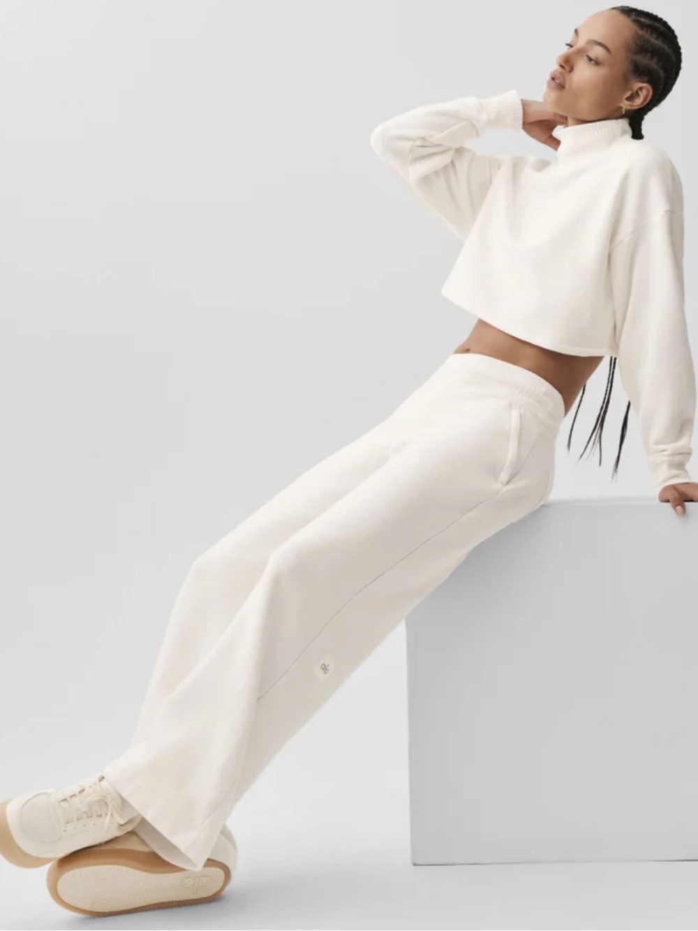 Alo Yoga Serenity Wide Leg Sweatpant in Ivory